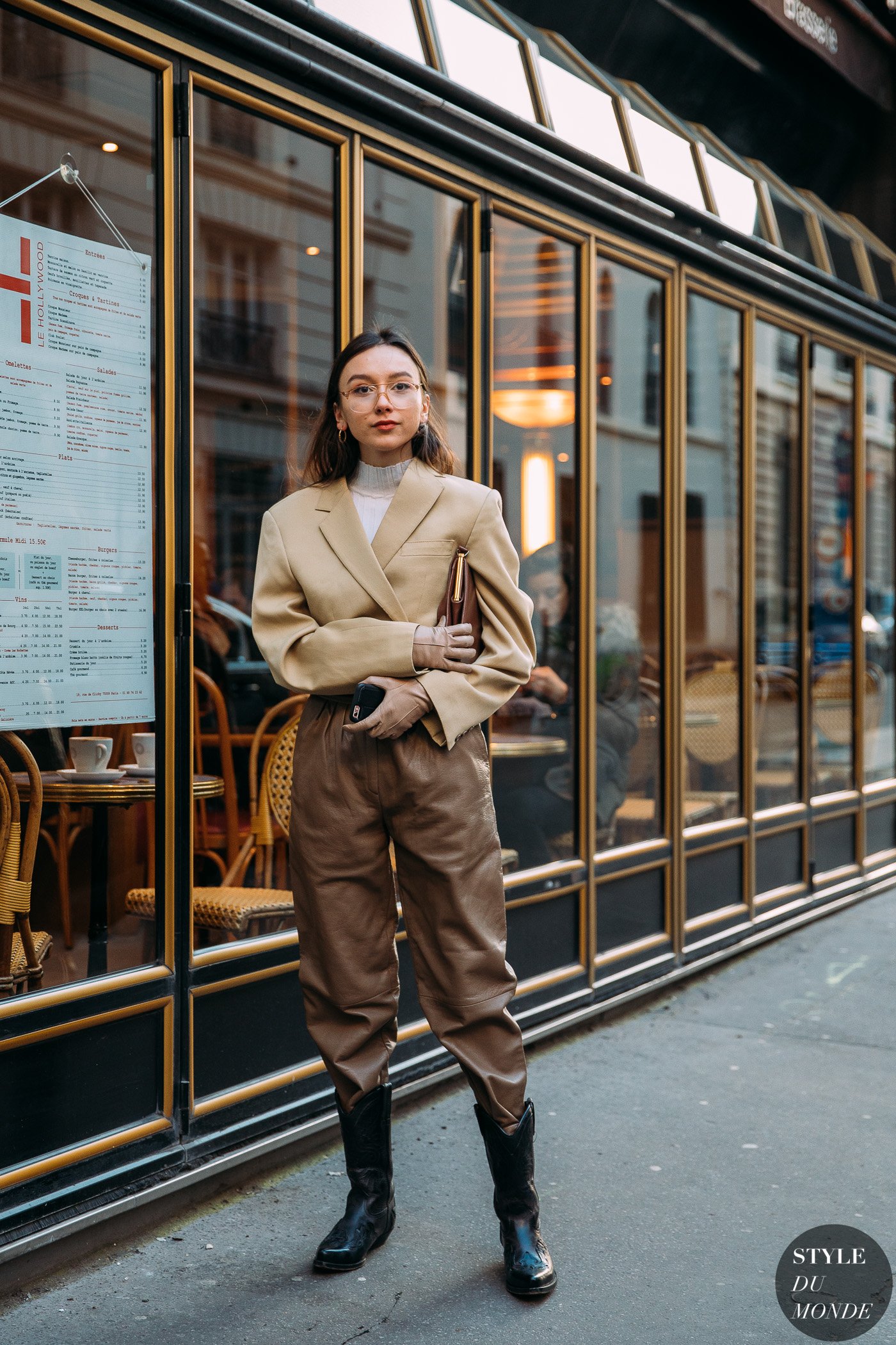 Beatrice Gutu Paris FW18 day1 by STYLEDUMONDE Street Style Fashion Photography FW18 20180227_48A6007