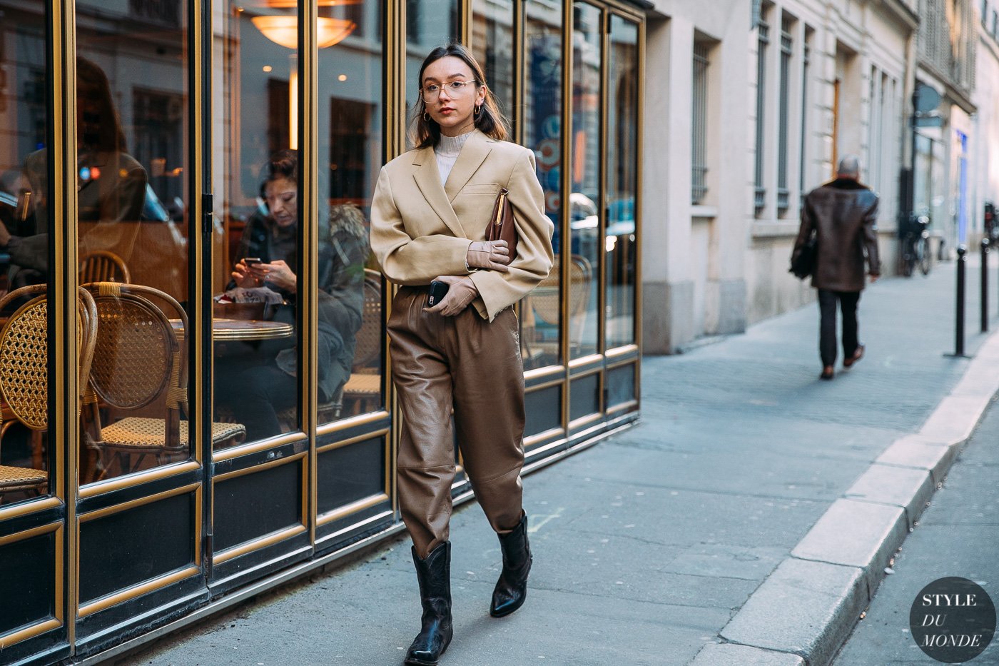 Beatrice Gutu Paris FW18 day1 by STYLEDUMONDE Street Style Fashion Photography FW18 20180227_48A6014