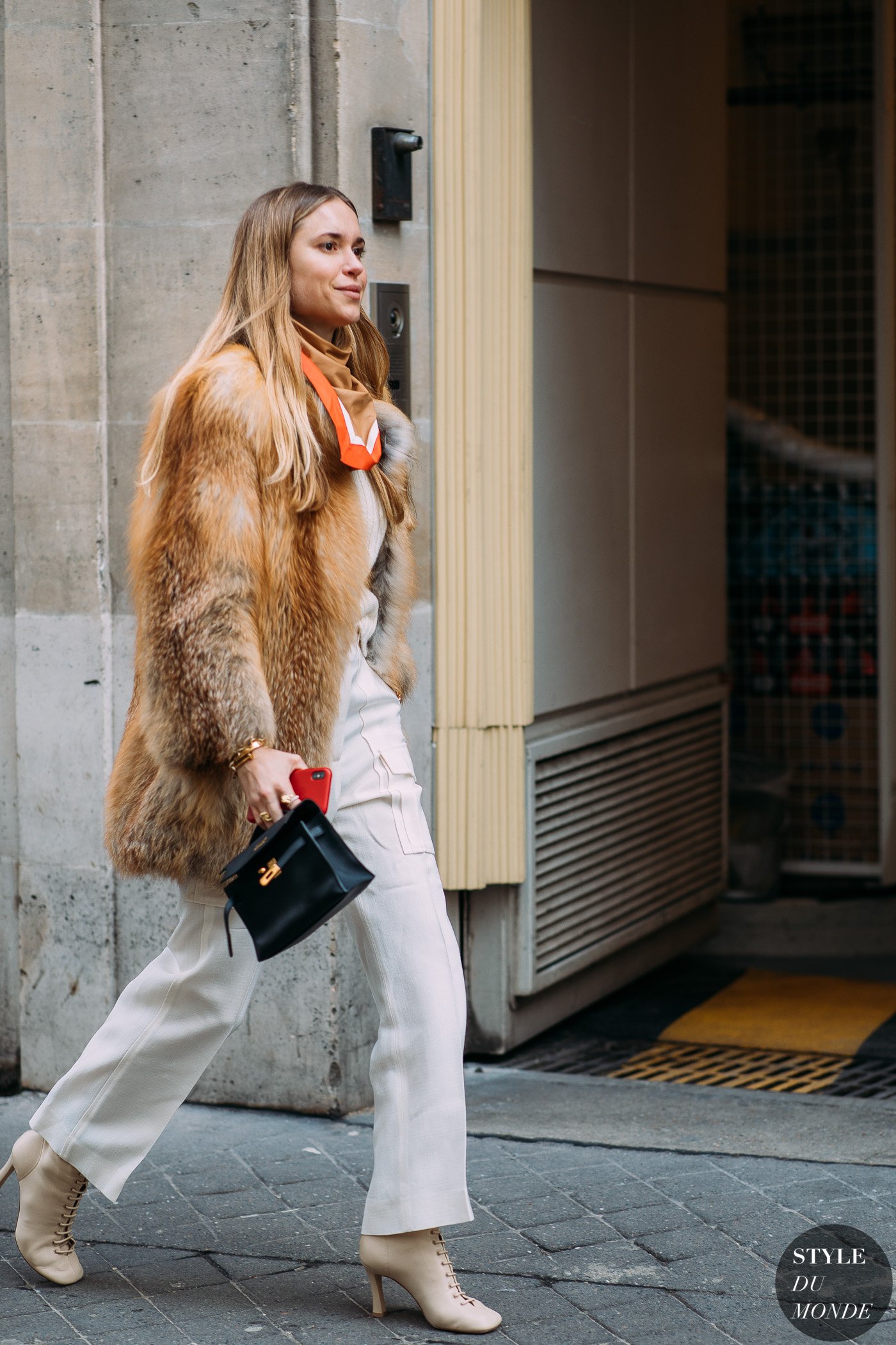 Pernille Teisbaek by STYLEDUMONDE Street Style Fashion Photography FW18 20180306_48A0253