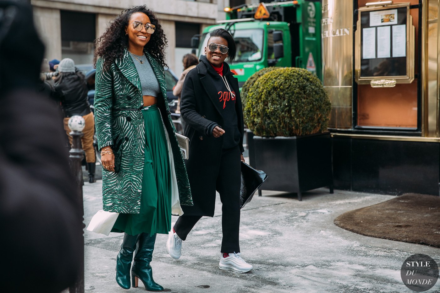 Shiona Turini and Nikki Ogunnaike by STYLEDUMONDE Street Style Fashion Photography FW18 20180301_48A3162