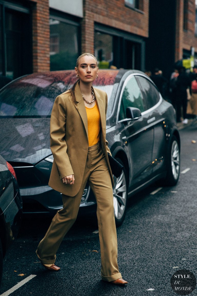 London SS 2020 Street Style: Flora MacDonald Johnston - STYLE DU MONDE ...