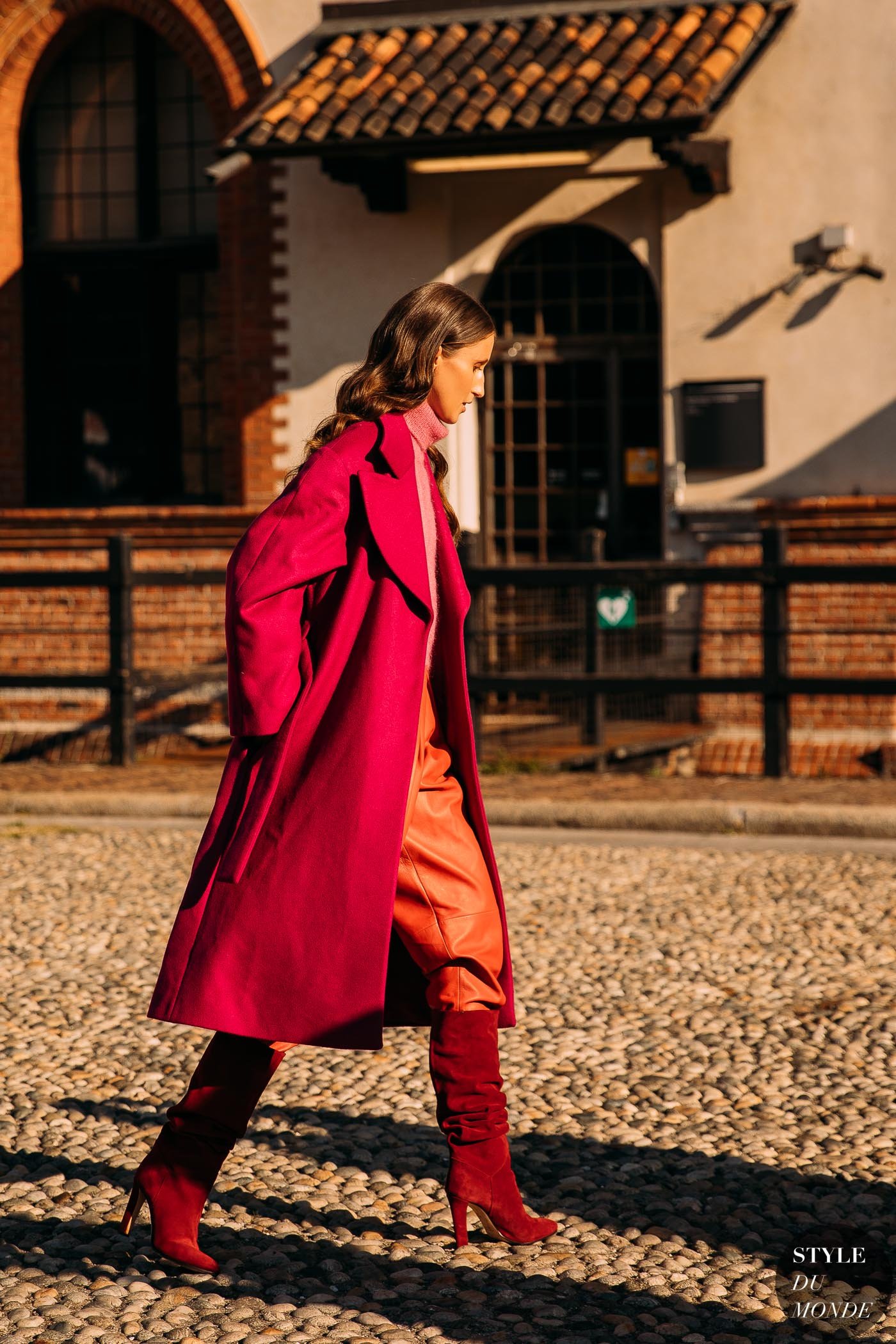 Milan SS 2021 Street Style: Anna Cleveland - STYLE DU MONDE | Street