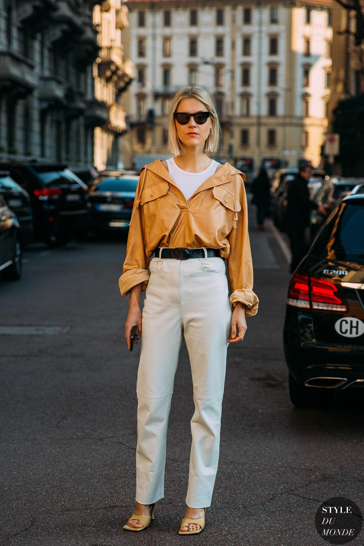 Milan Fall 2020 Street Style: Linda Tol - STYLE DU MONDE | Street Style ...